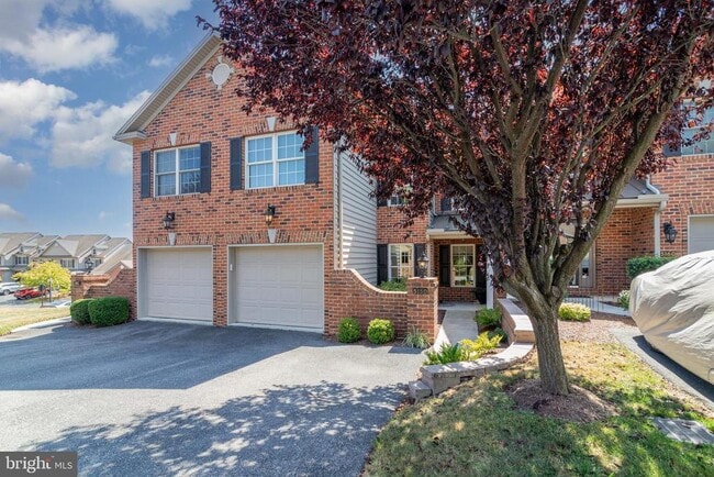 Building Photo - 5150 Mendenhall Dr.