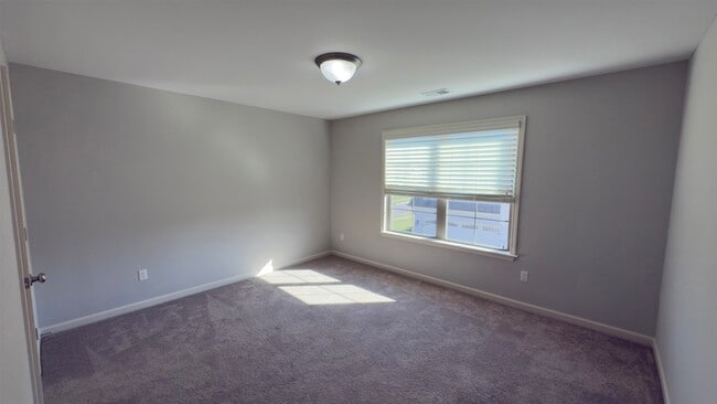 Building Photo - 1217 Pilgrim Ridge Rd