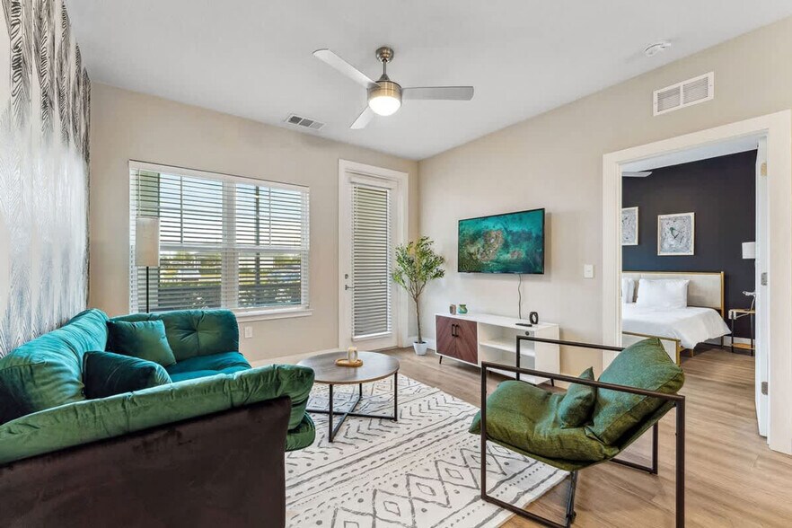 Building Photo - 12420 Rain Strm Ct