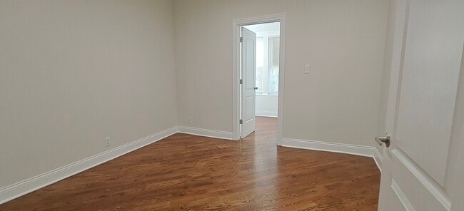 Building Photo - 4222 N Laramie Ave