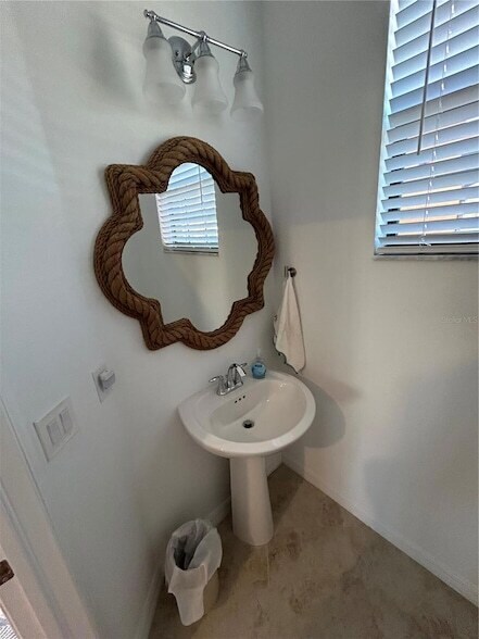 Building Photo - 20398 Lagente Cir