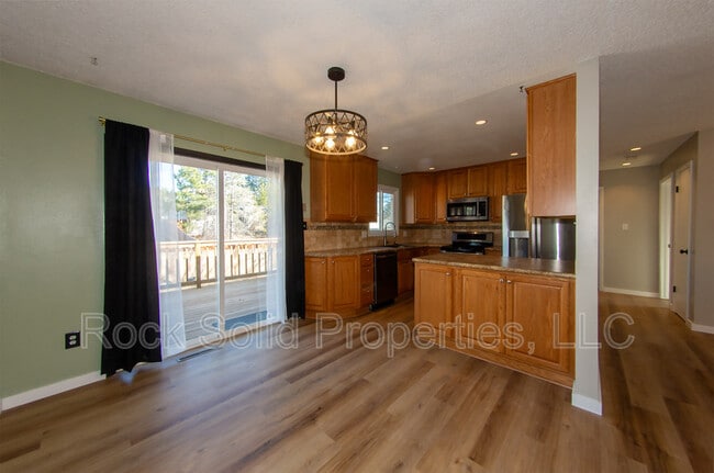 Building Photo - 4405 Ocean Ave