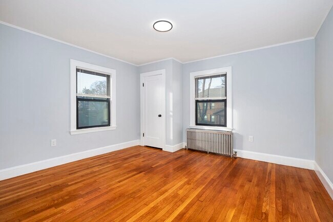 Building Photo - 22 Weston Ave