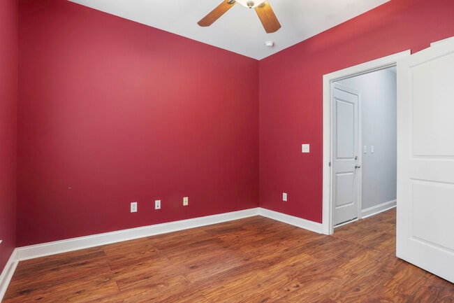 Building Photo - 1201 Dingle Rd