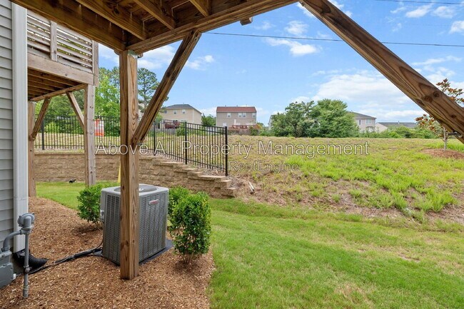 Building Photo - 1035 Shoreside Dr