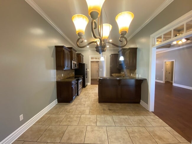 Building Photo - 5048 Planters Crossing