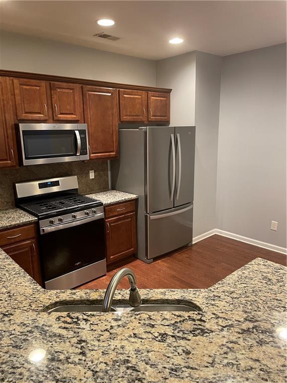 Building Photo - 1345 Winshire Cove