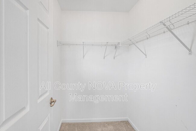 Building Photo - 2729 Celestial Dr