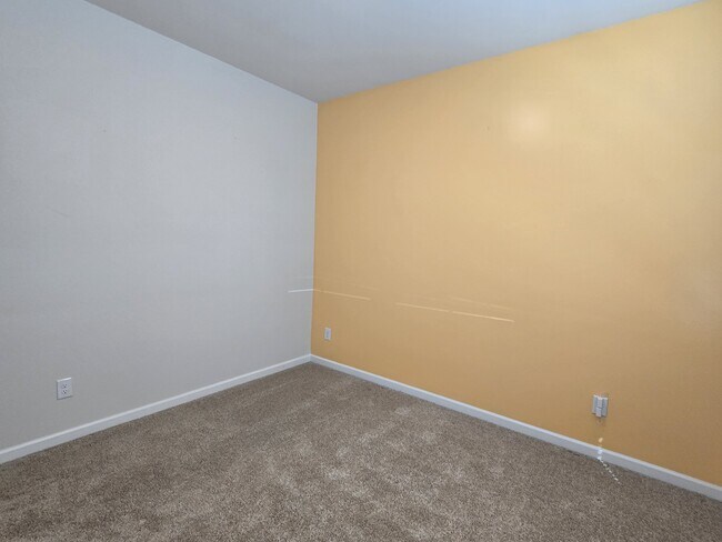 Building Photo - 276 Olivia Ct