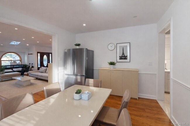 Building Photo - 45-44 Browvale Ln