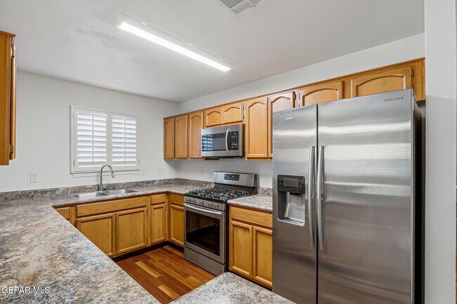 Building Photo - 7362 Mesquite Sun Ln