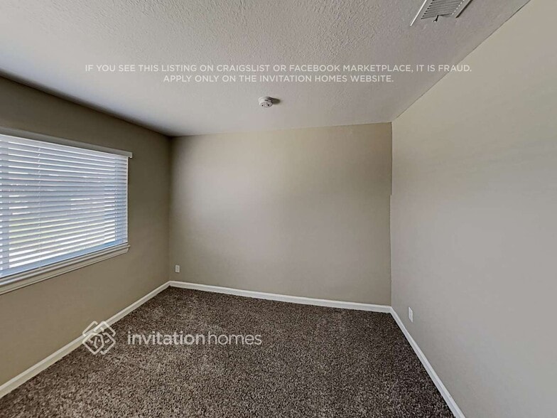 Building Photo - 8217 Laurel Canyon Blvd