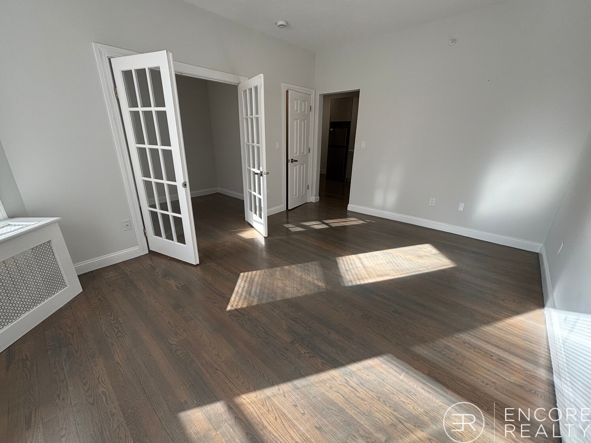 Building Photo - 19 Peterborough St