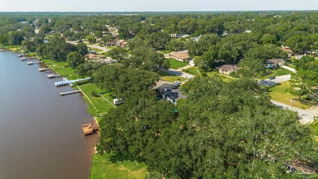 Building Photo - 5894 W Shore Dr