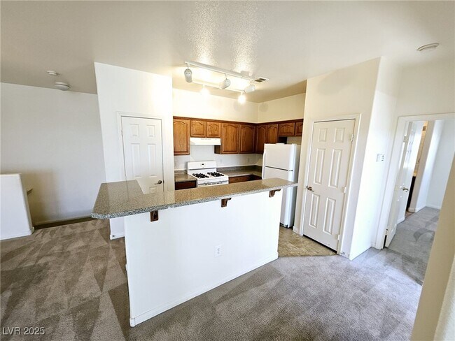 Building Photo - 9303 Gilcrease Ave