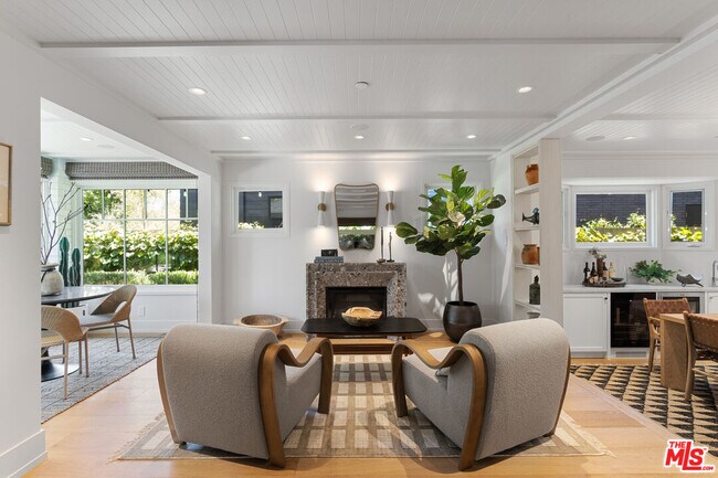 Building Photo - 929 Marco Pl