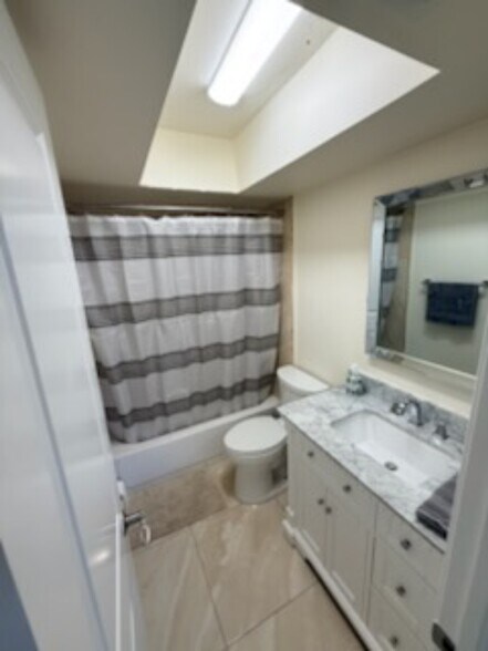 Building Photo - 125 Ocean Ave