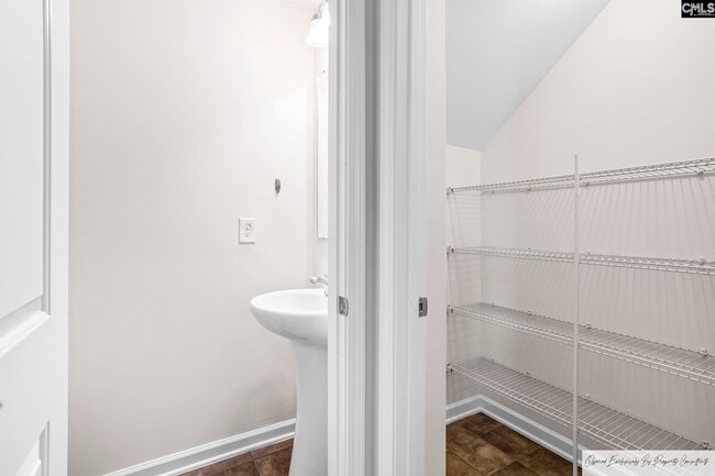 Building Photo - 115 Hemphill Rd