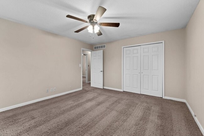 Building Photo - 3 Bedroom House in Cape