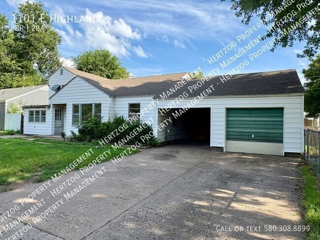 Building Photo - 1101 E Highland-