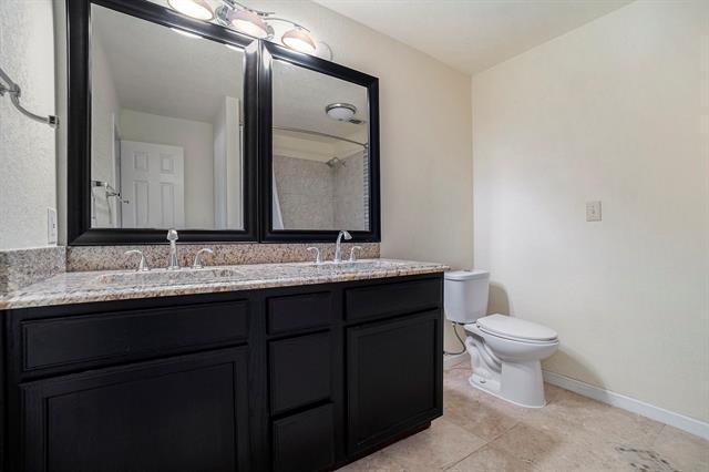 Building Photo - 2940 Flamingo Cir