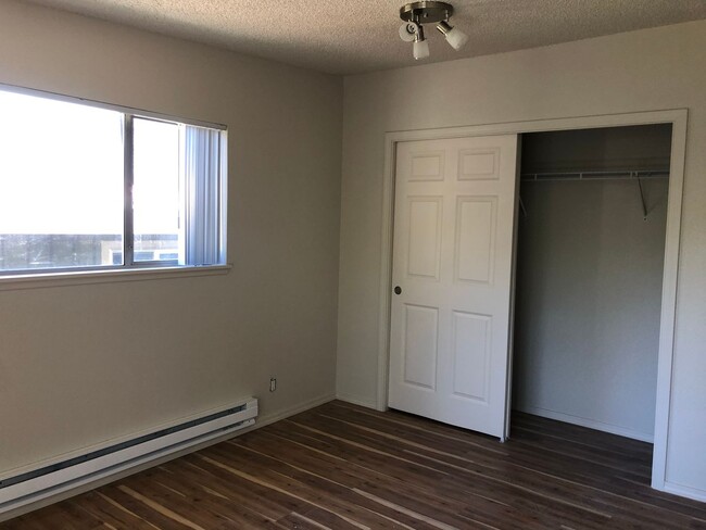 Building Photo - New Construction. Brand New large 2 bedroo...
