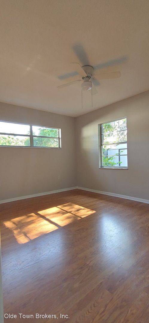 Building Photo - 2 br, 1 bath House - 1413 N. Ferncreek