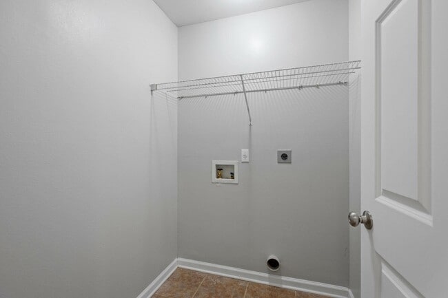 Building Photo - 1589 Quazar Rd