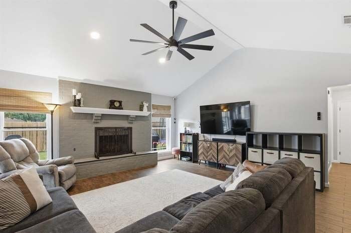 Building Photo - 1515 Eastland Cir