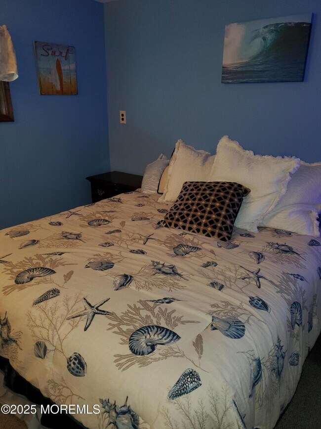 Building Photo - 411 Woodland Ave