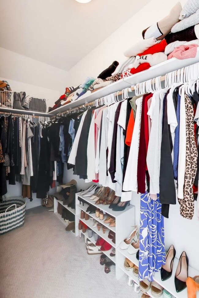 Building Photo - 229 N Myrtle Ave