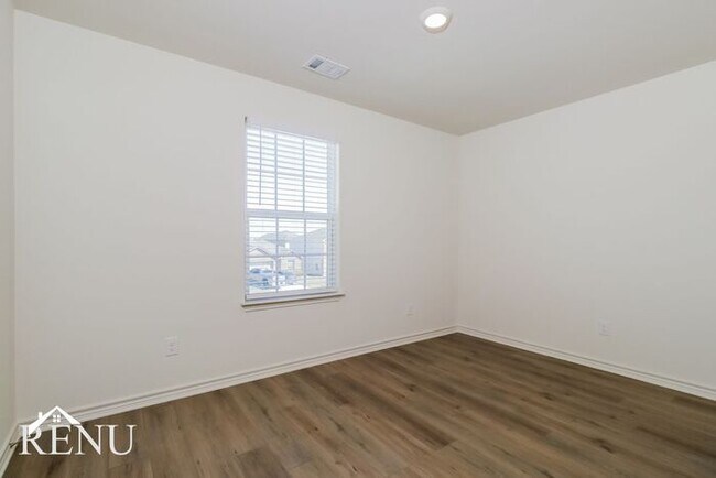 Building Photo - Coming Soon!