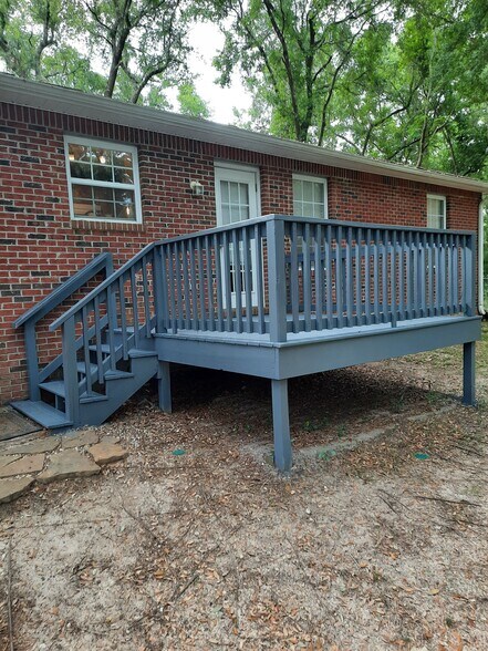 Building Photo - 875 Georgia St