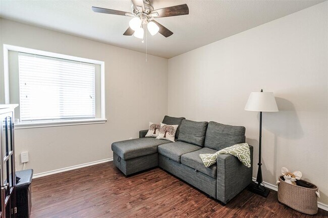 Building Photo - 2404 Christoff Loop