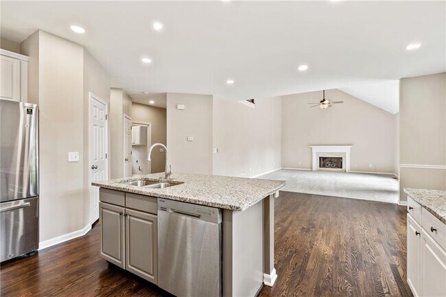 Building Photo - 11100 Chandon Way