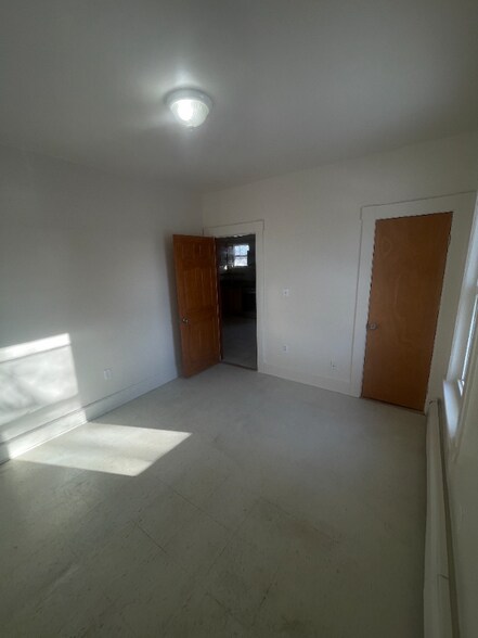 Building Photo - 36 Ohio Ave