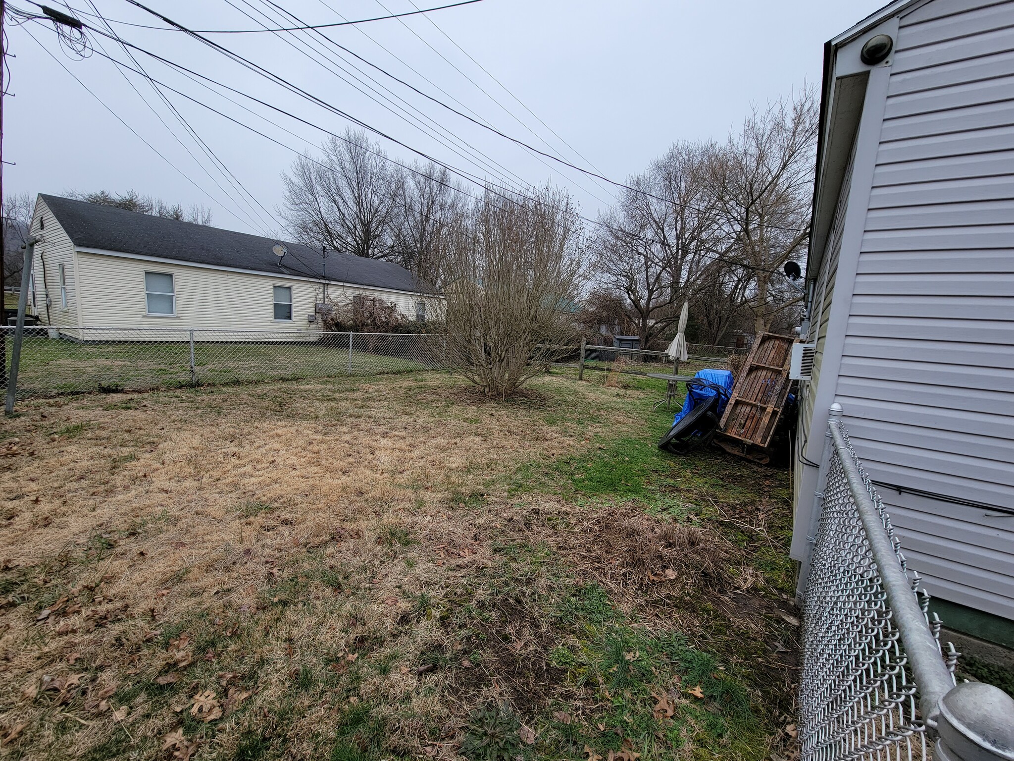 Building Photo - 2622 Knox Ave