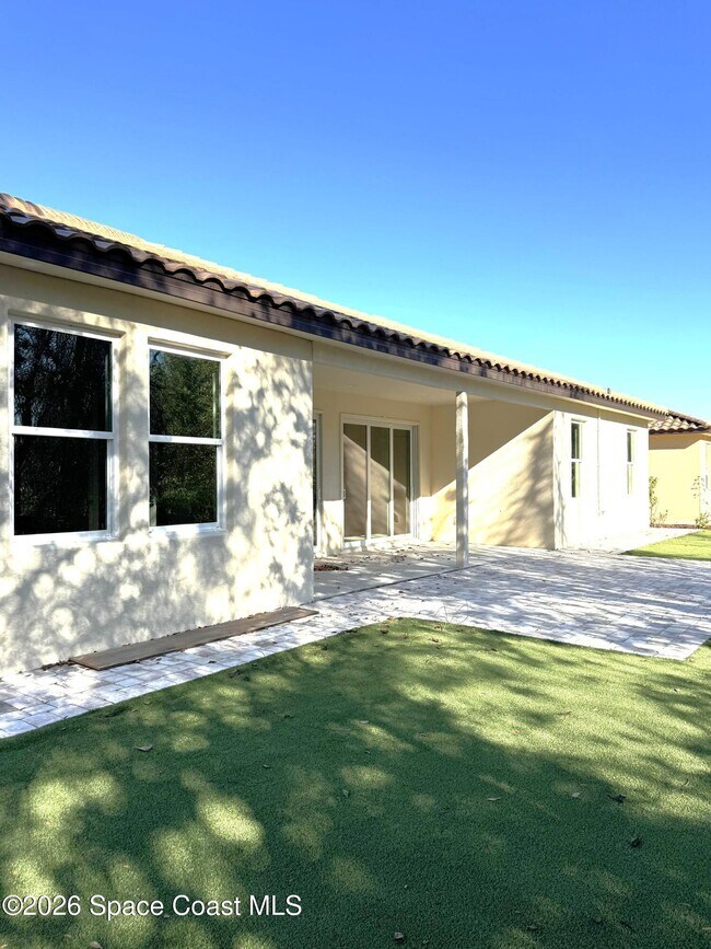 Building Photo - 2781 Edington Dr