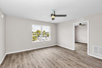 Building Photo - Watson Pointe