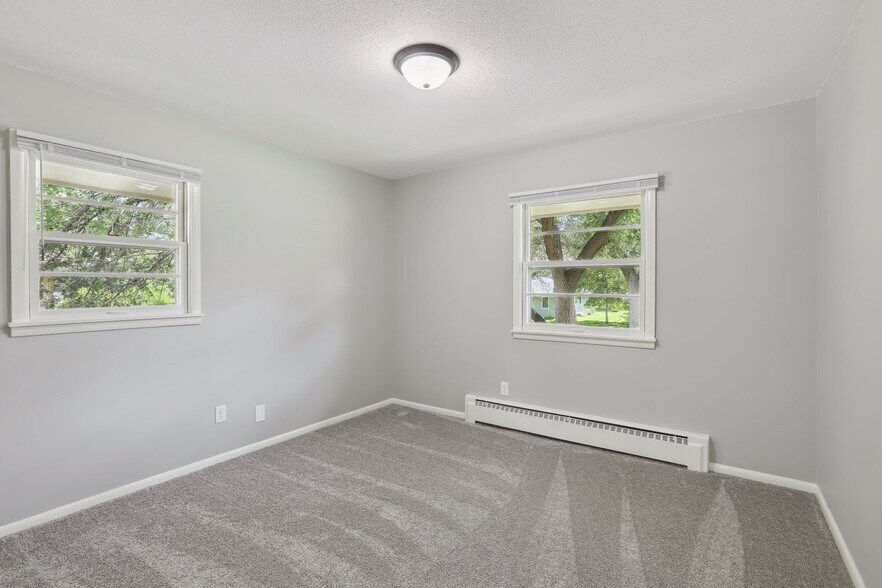 Building Photo - 1921 103rd Ave NW