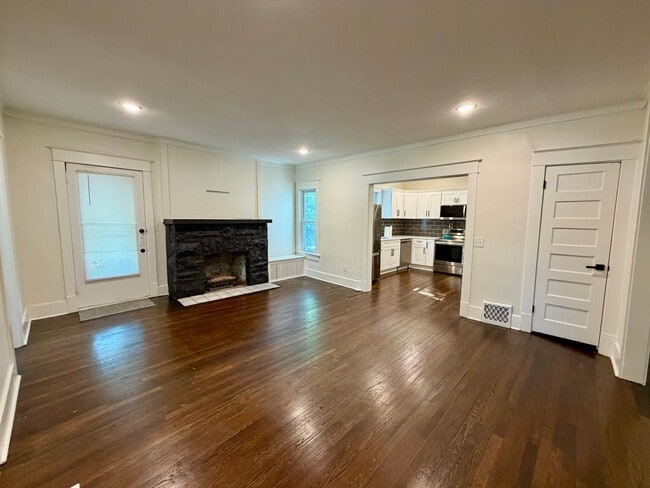 Building Photo - 8201 W 80th St