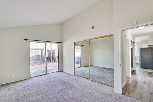 Building Photo - Single Family Home - New paint, New carpet - Washer & Dryer Hookups