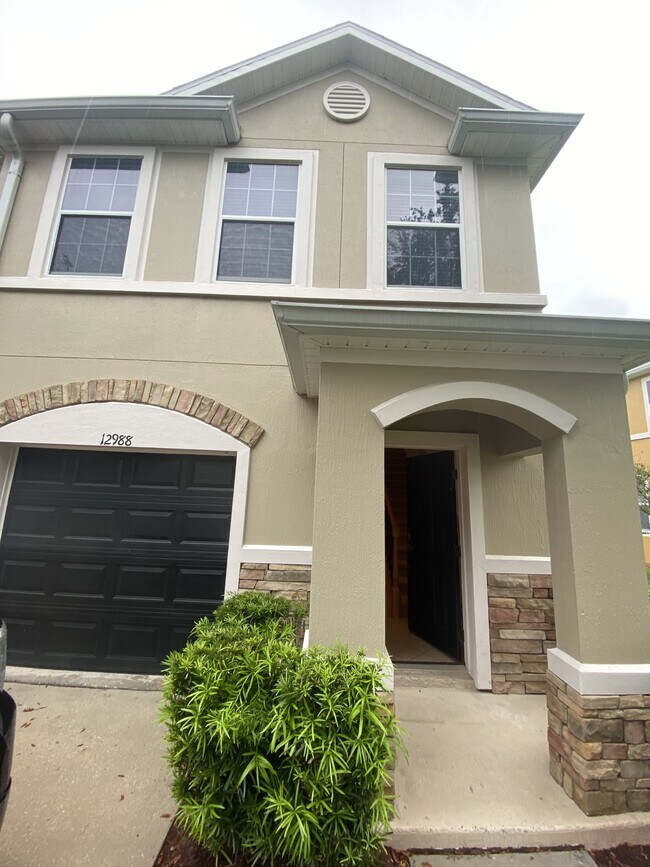 Building Photo - 12988 Spring Rain Rd