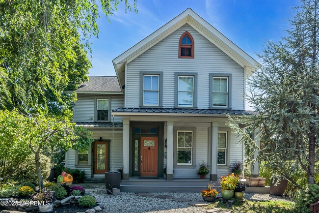Primary Photo - 146 Rumson Rd