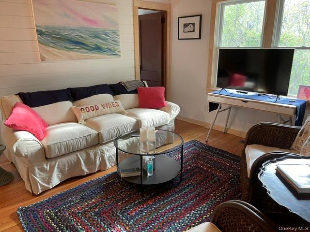 Building Photo - 24 Cliff Way