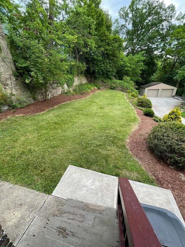 Building Photo - 234-236 Ridge Ave - (26147)