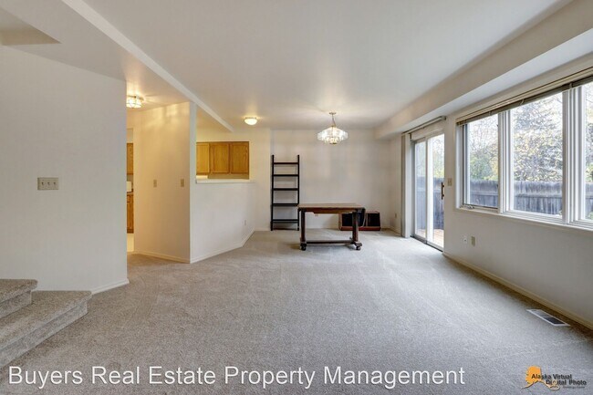 Building Photo - 3 br, 2.5 bath House - 3004 Brittany Place