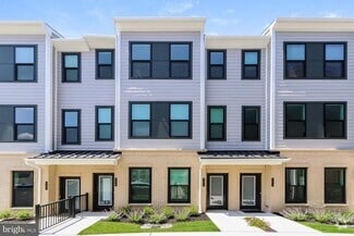 Building Photo - 405 Reading Ct