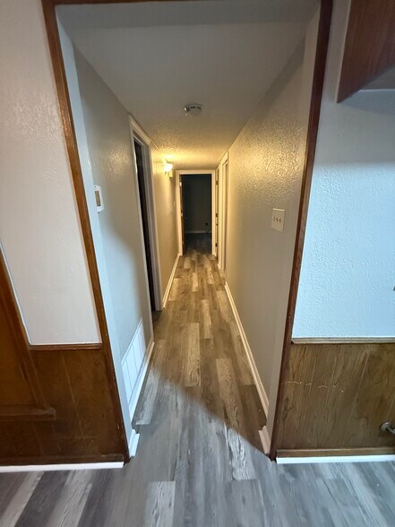 Hall - 1401 Lackey Ct