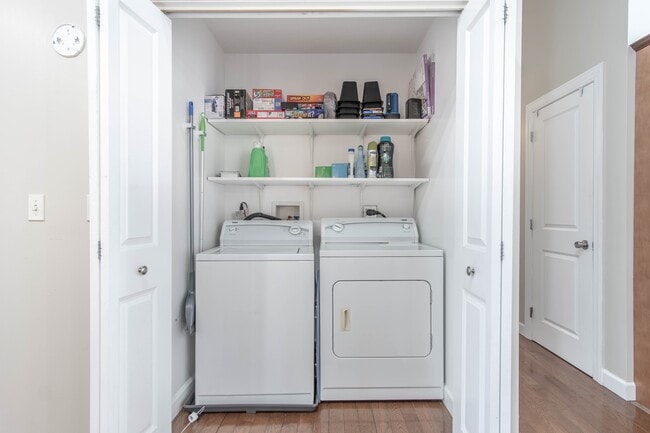 Building Photo - 29573 Maple St